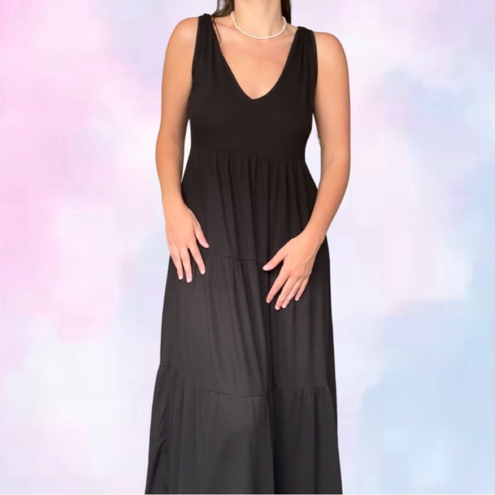 Cute simple black maxi sundress